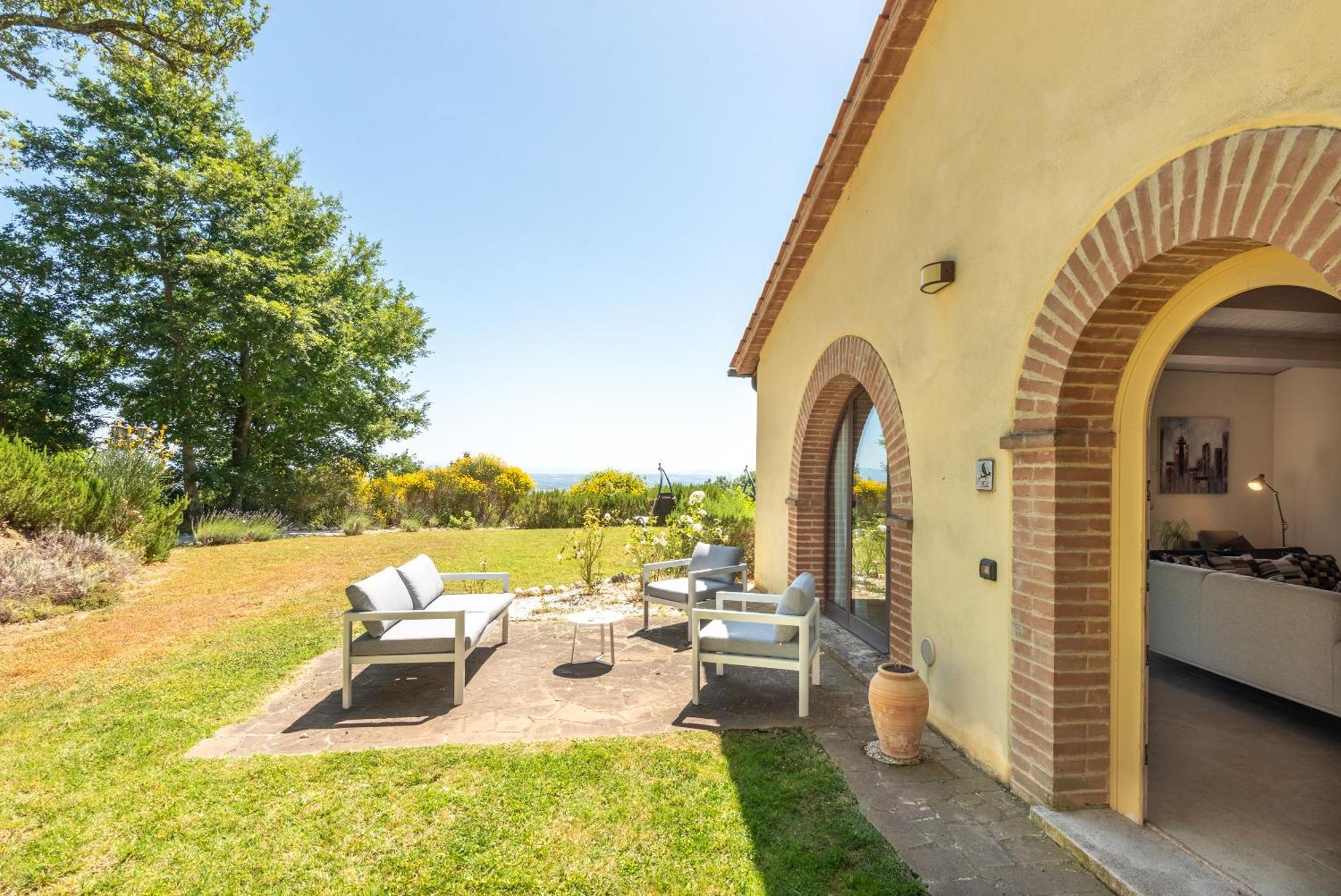 Cignella Garden Villas In Tuscany Trequanda Exterior photo