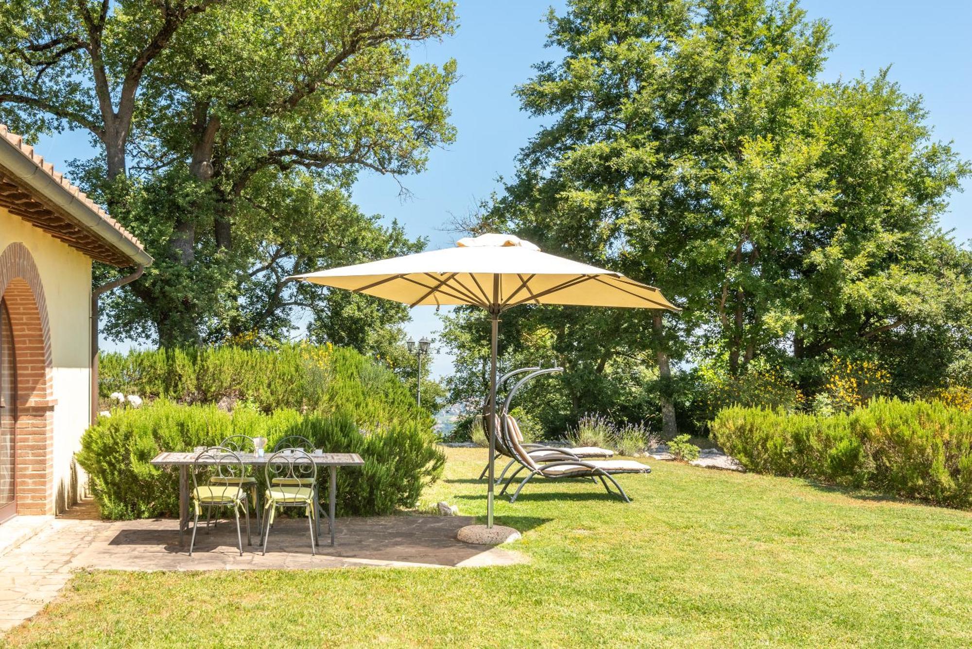 Cignella Garden Villas In Tuscany Trequanda Exterior photo