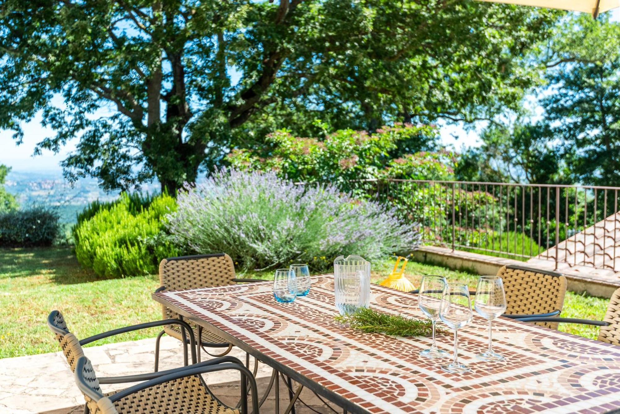 Cignella Garden Villas In Tuscany Trequanda Exterior photo