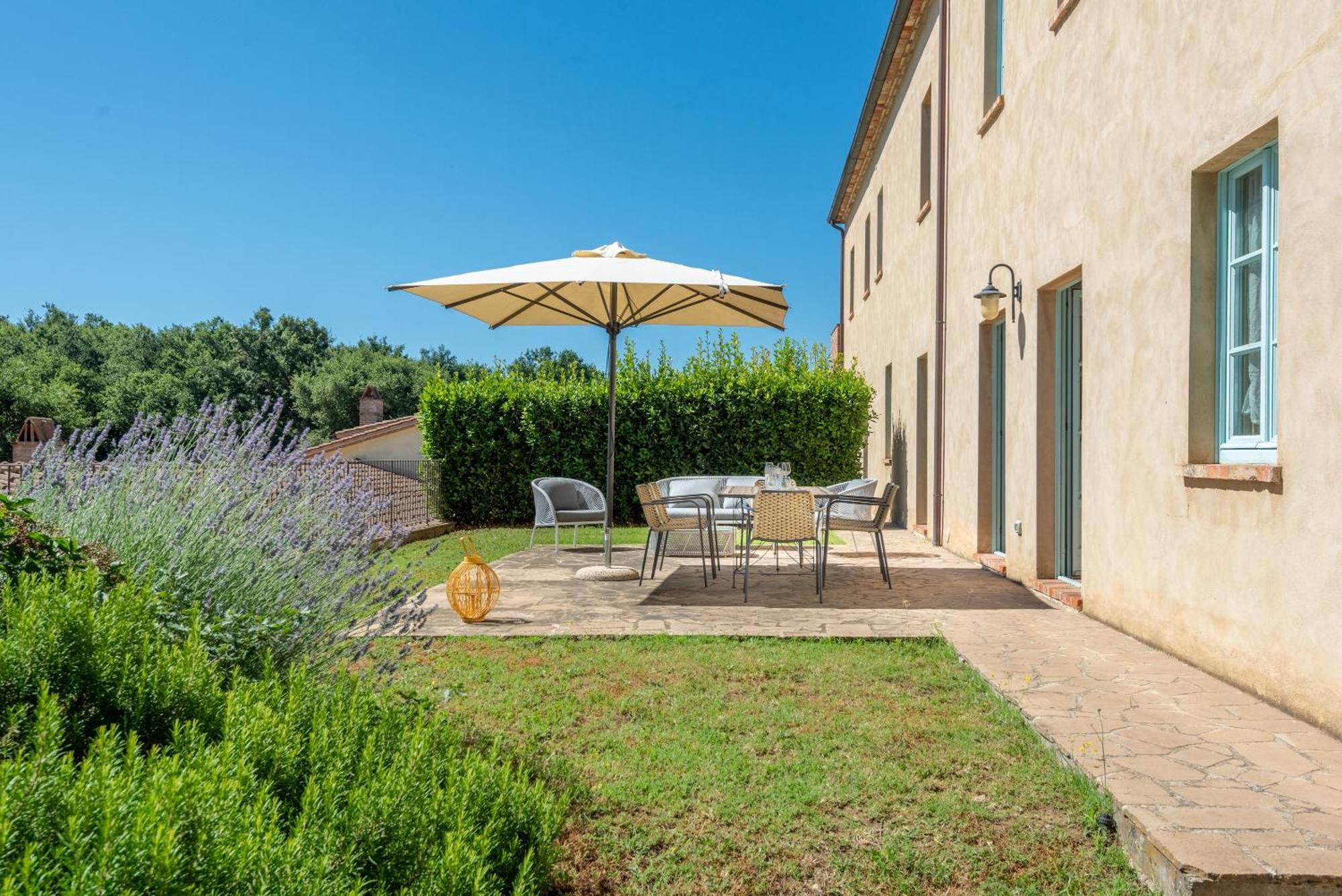 Cignella Garden Villas In Tuscany Trequanda Exterior photo